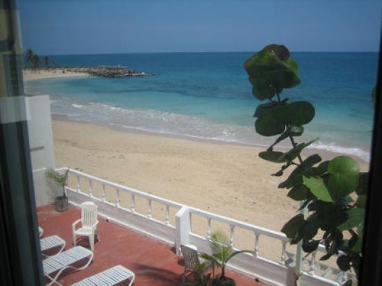 Aleli By The Sea Guest House San Juan Quarto foto